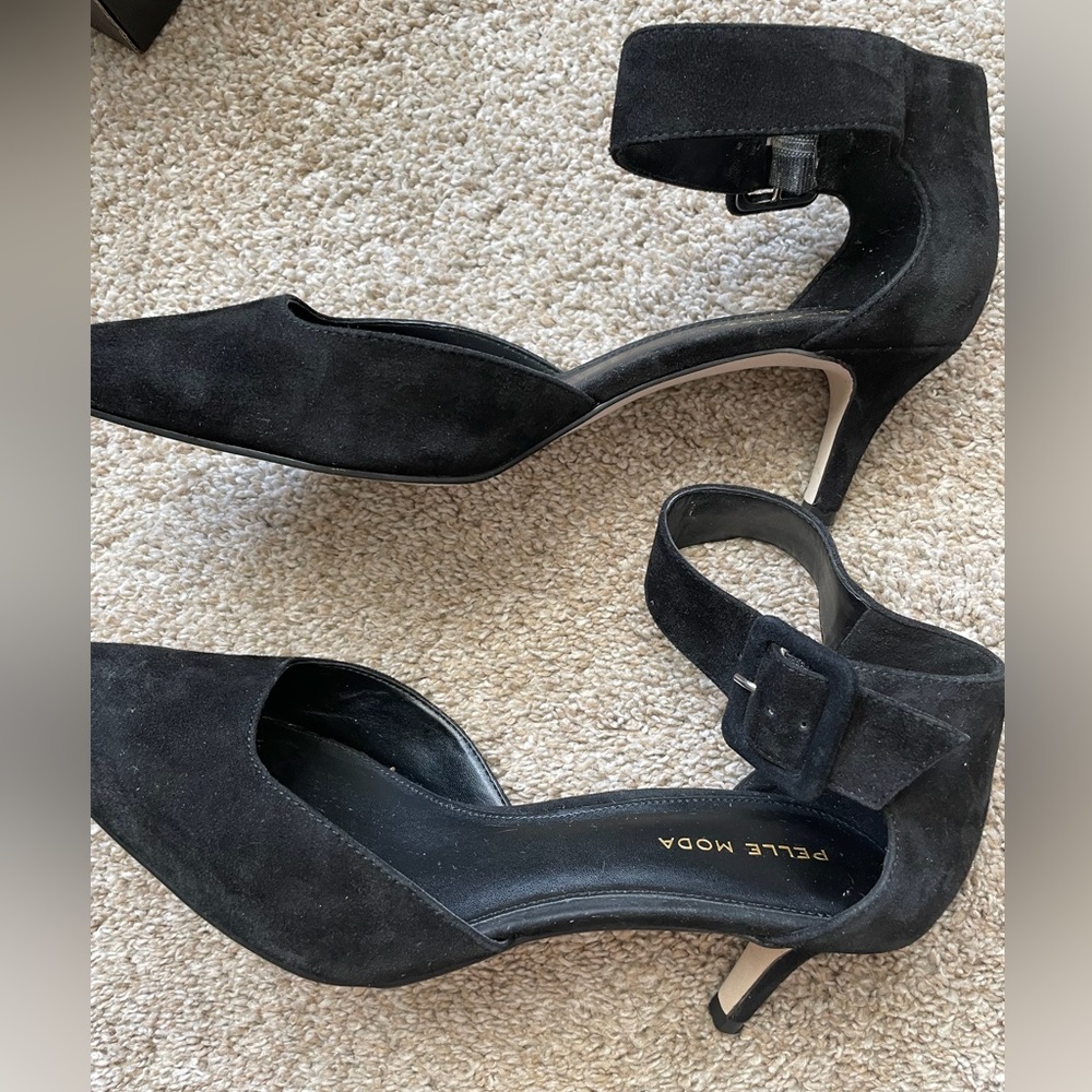 Pelle Moda Black Suede Heels - Picture 4 of 8